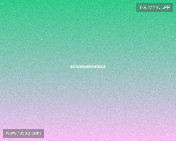 拉菲尼亚现身拜仁球迷商店 与球迷亲密互动并购买球衣